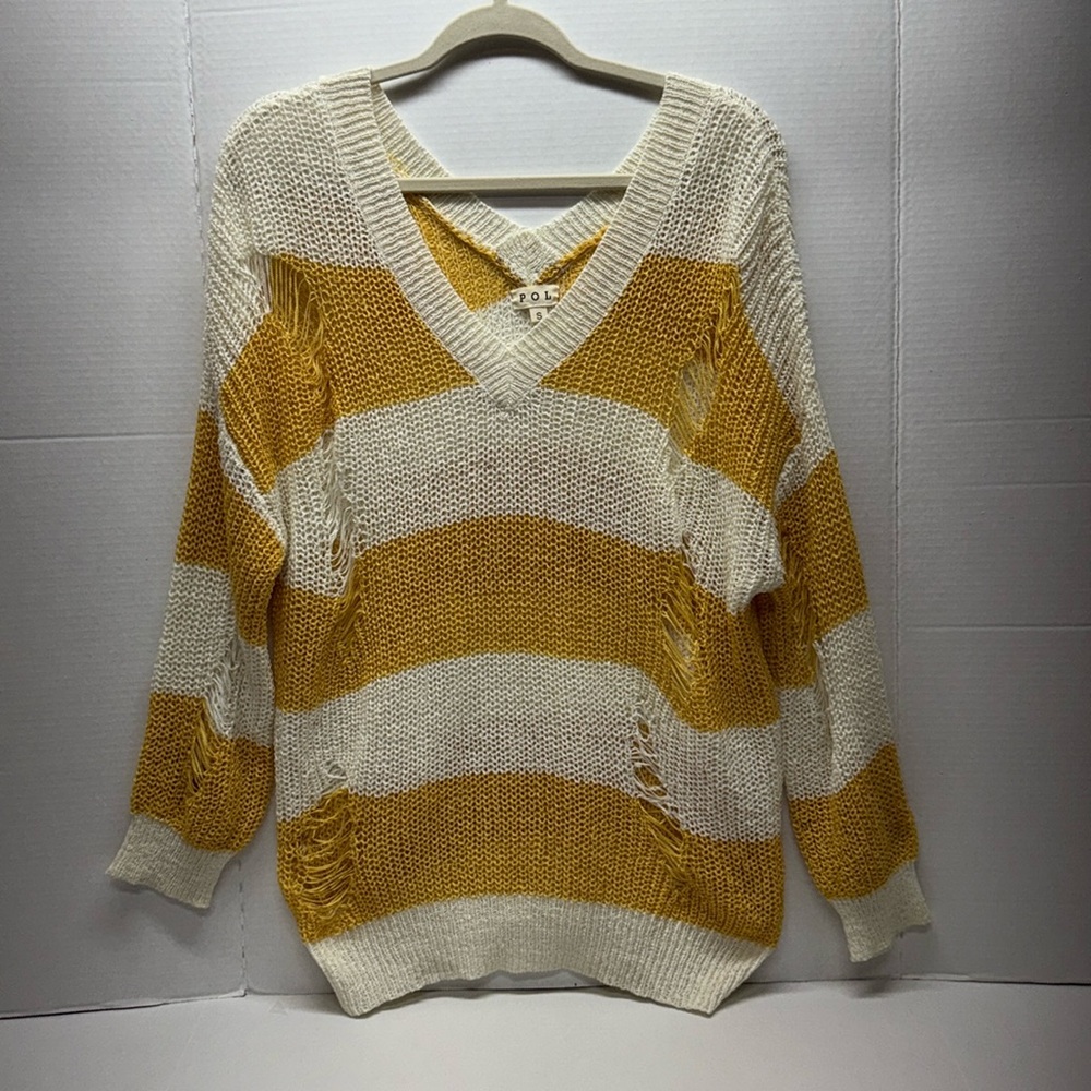 💙Pol Distressed Sweater Mustard/White 24” PTP